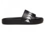 Jednoduché a příjemné pantofle od značky Kappa v černé barvě. Na nártu bílá loga Kappa.